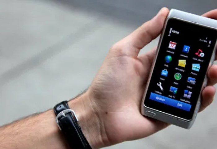 Nokia N8