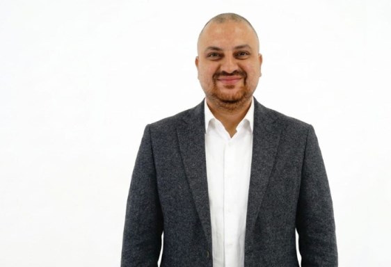 محمود إسماعيل 