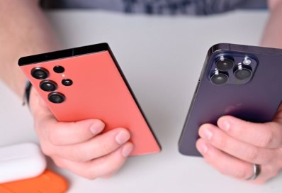 سامسونج وآيفون 