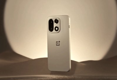 OnePlus 15.. ون بلس تقدم هاتفًا رائدًا يركز على الأداء والسرعة