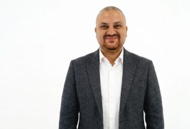 محمود إسماعيل 