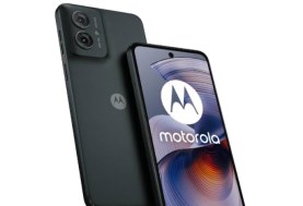 Moto G55.. هاتف متوسط الفئة يقدم توازنًا بين الأداء والبطارية