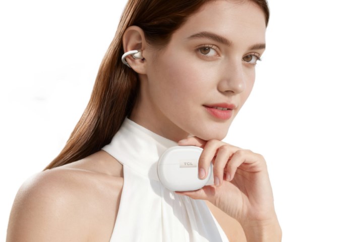 سماعات CrystalClip