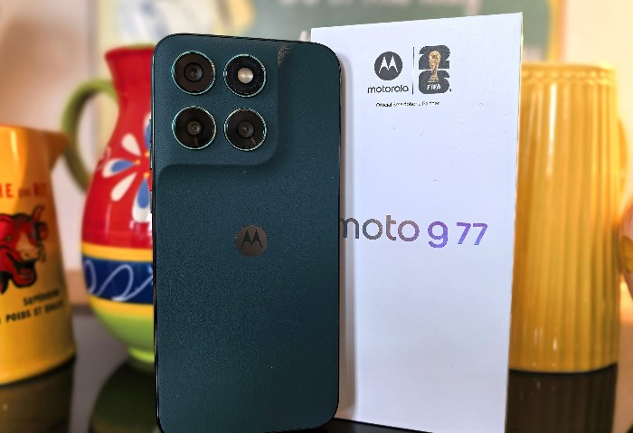 هاتف موتورولا موتو جي 77