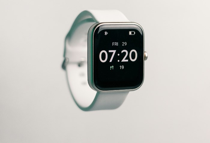  الساعات الذكية