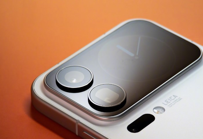 هواتف Xiaomi 18 Pro