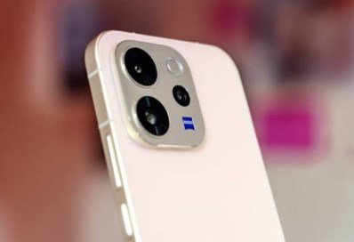 سعر ومواصفات موبايل vivo V70 2026: كل ما تريد معرفته