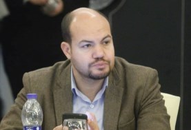 الكاتب الصحفي أحمد الشيخ