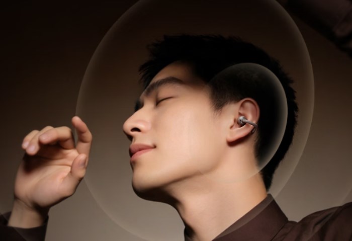 C50S clip-on earbuds