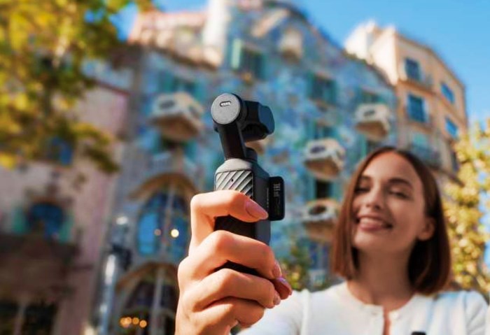DJI Osmo Pocket 4 