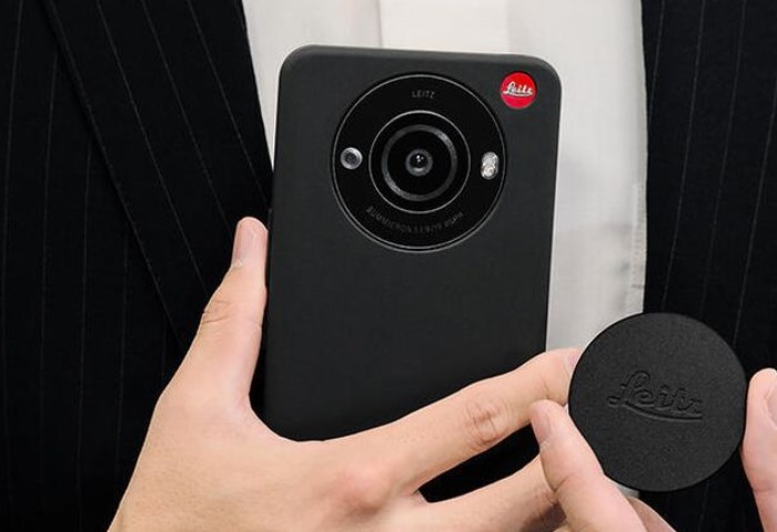 Leitz Phone 4
