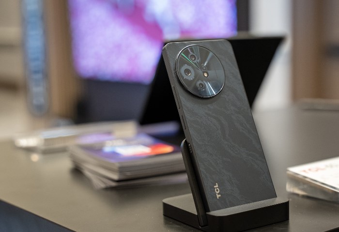 TCL 60 Pro