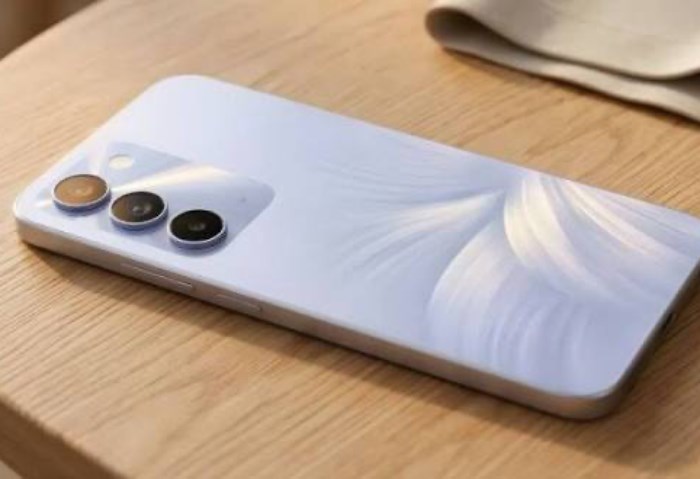 Realme P4 Lite 5G.. بطارية 7000mAh وشاشة 144Hz في هاتف اقتصادي جديد