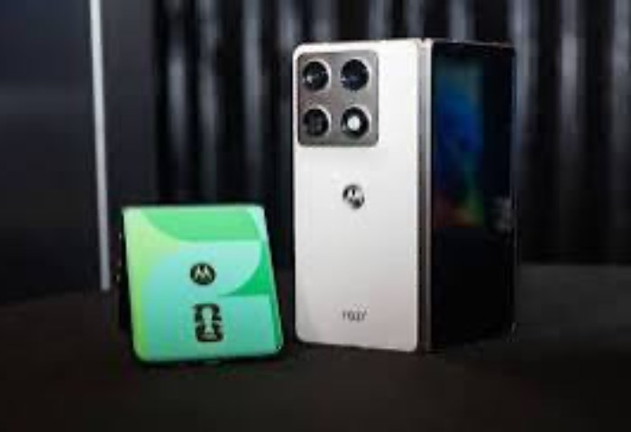 Motorola Razr Fold 2026.. هاتف قابل للطي يجمع بين الأناقة والأداء القوي