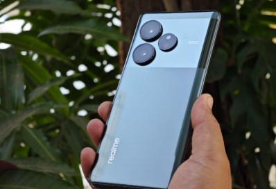 Realme GT 6 
