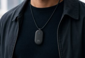 Meta AI pendant