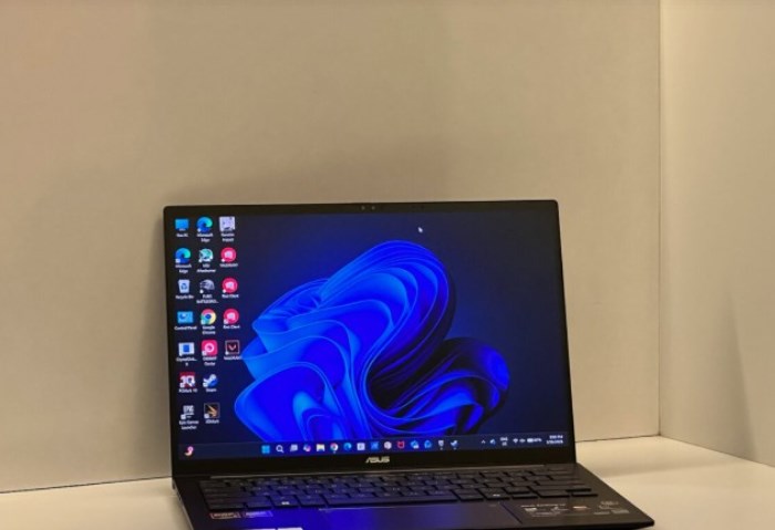 Asus Zenbook 14 OLED