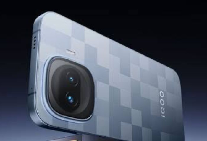 iQOO 15T.. هاتف ألعاب فلاجشيب بمواصفات خارقة