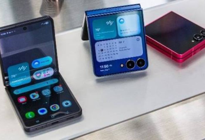 Galaxy Z Flip 8.. ماذا نعرف عن هاتف سامسونج القابل للطي؟