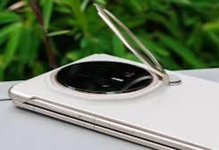 Honor Magic V6.. هاتف قابل للطي بتوقعات لتصميم أخف وتجربة أكثر تطورًا