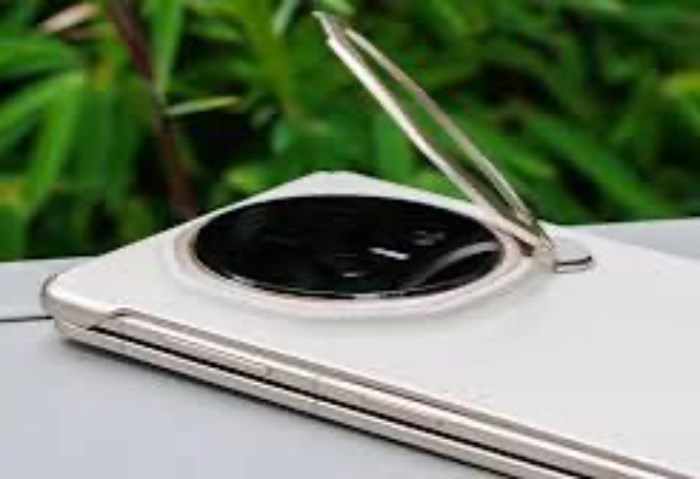 HONOR تطلق Magic V6 القابل للطي بمواصفات فائقة