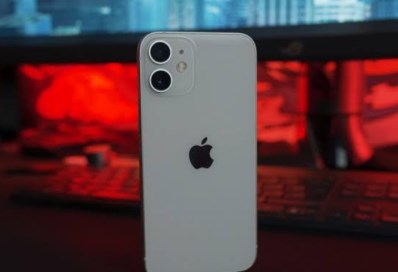 iPhone 12