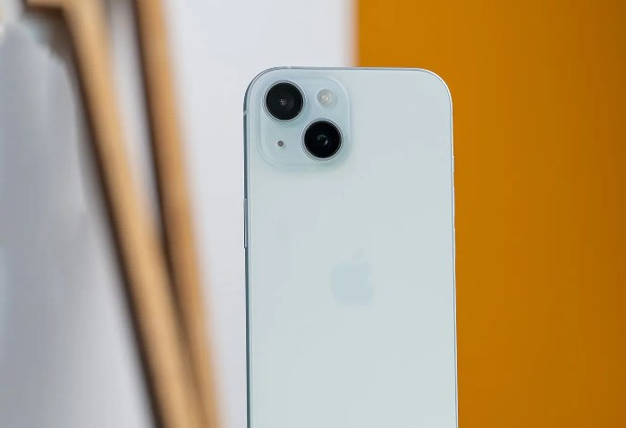 iPhone 15