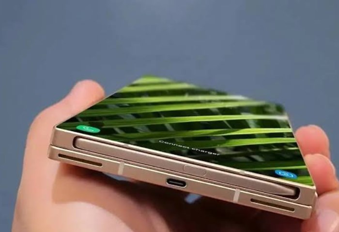 Galaxy Z Fold 8 Ultra