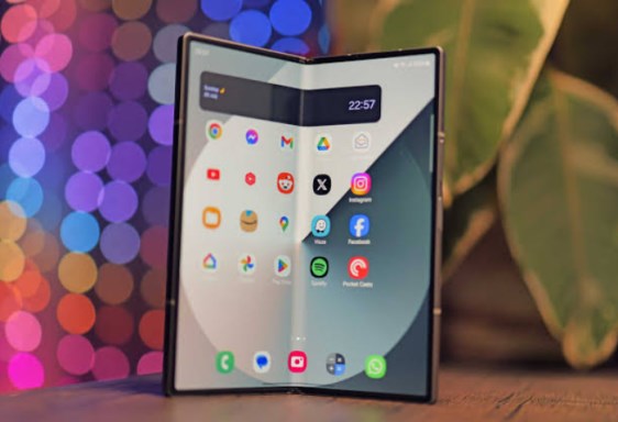 Samsung Galaxy Z Fold 6