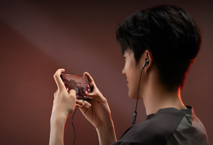 gaming earbuds