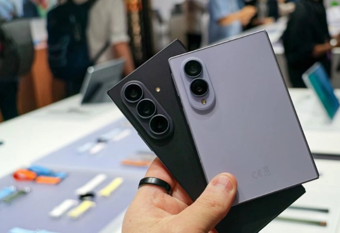 Galaxy Z Fold 8