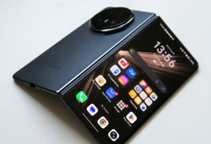 HONOR Magic V5