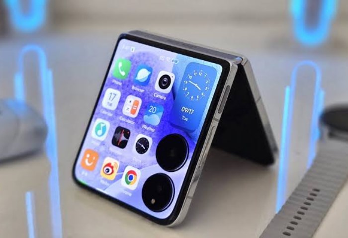 Xiaomi MIX Flip