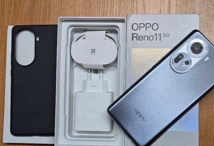 OPPO Reno11