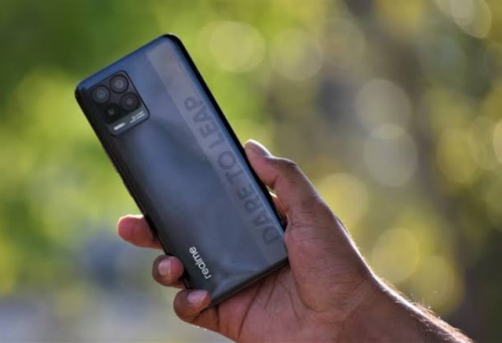 Realme 8
