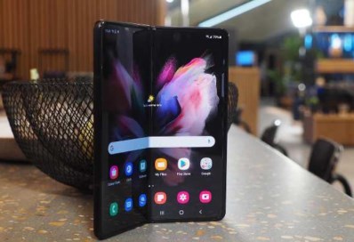 Samsung Galaxy Z Fold 3