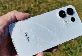 OPPO Reno16