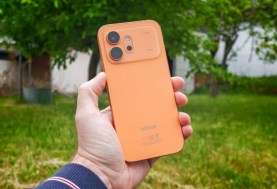 HONOR 600