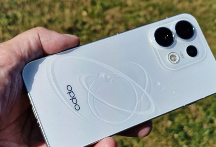 OPPO Reno16