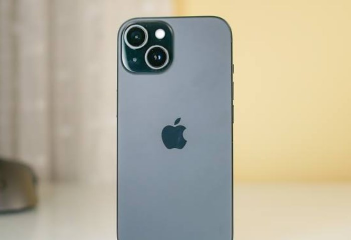 iPhone 15